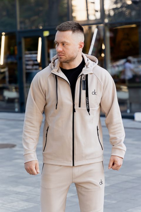 Костюм Calvin Klein