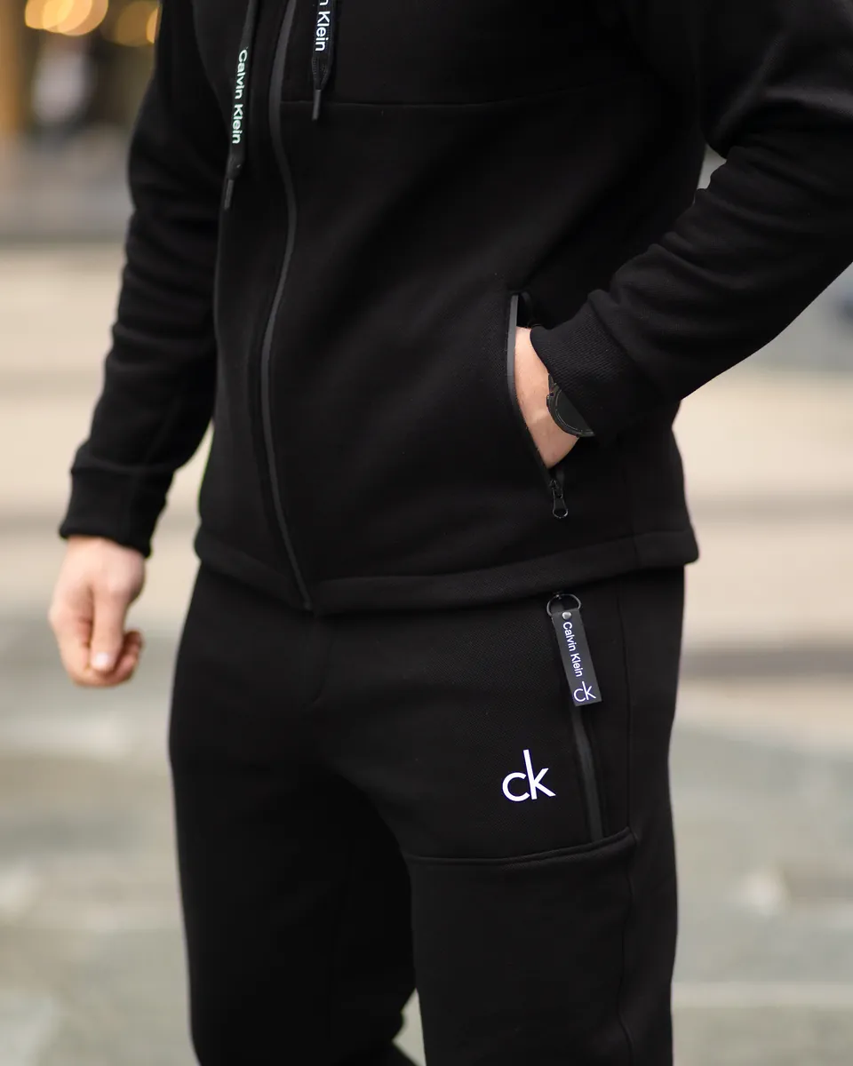 Костюм Calvin Klein