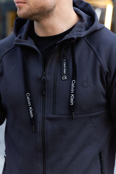 Костюм Calvin Klein