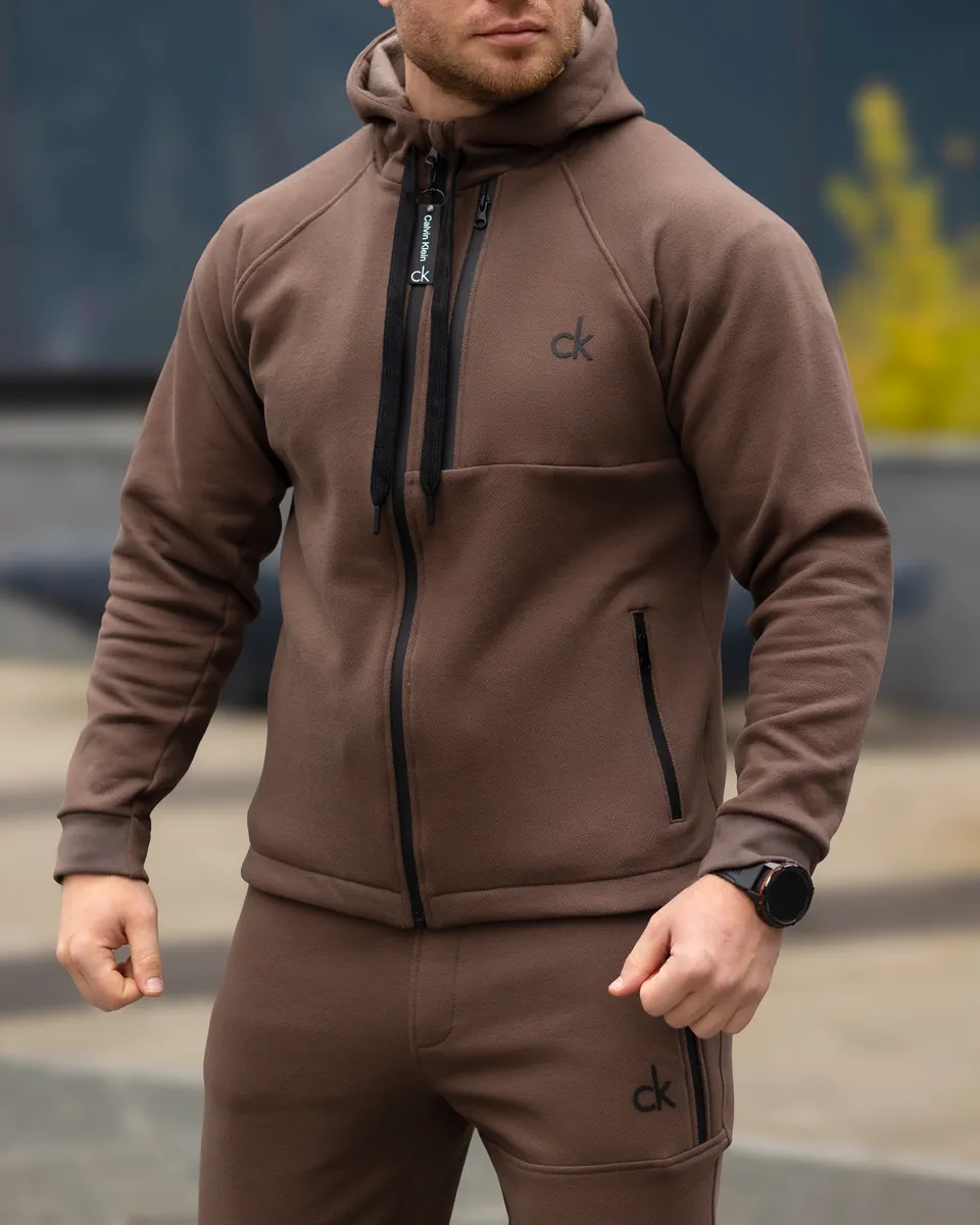 Костюм Calvin Klein